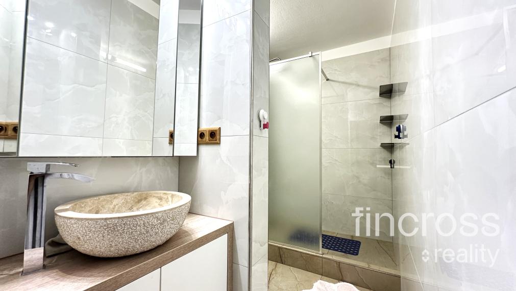 PREDANÝ - PREMIUM  4. izb. byt - Centrum I. - 80m2, KOMPLETNE VYBEVENÝ + KLIMATIZÁCIA a 2x balkón