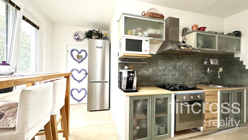 PREDANÝ - PREMIUM  4. izb. byt - Centrum I. - 80m2, KOMPLETNE VYBEVENÝ + KLIMATIZÁCIA a 2x balkón