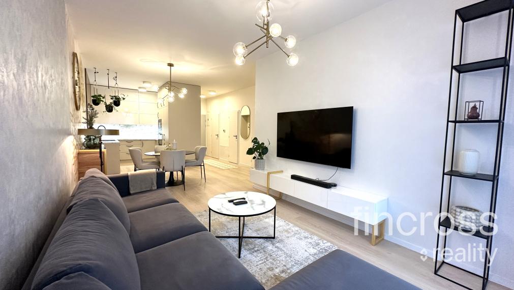 Kompletne vkusne zariadený 2-izbový byt s terasou 110 m² - ihneď k dispozícii!