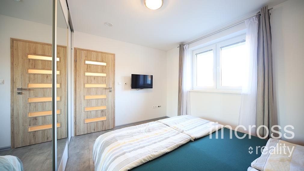 REZERVOVANÝ ! VYSNÍVANÝ DOMOV PRE VAŠU RODINU – MODERNÁ NOVOSTAVBA V KLOBUŠICIACH!