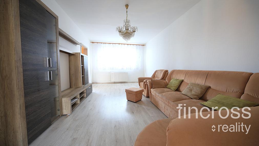 PREDANÝ - Exkluzívna ponuka! Priestranný 3-izbový byt v Trenčíne – Sihoť, ulica Sibírska