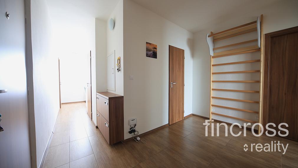 Štýlový 2-izbový byt po kompletnej rekonštrukcii v top lokalite – Dubnica nad Váhom, Pod Kaštieľom