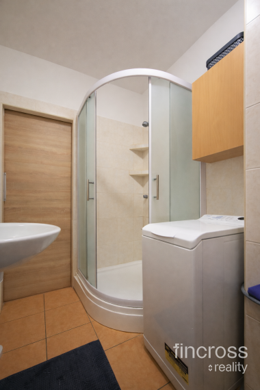 Byt s panoramatickým výhľadom – Trenčín Juh, Západná ulica (11/11)