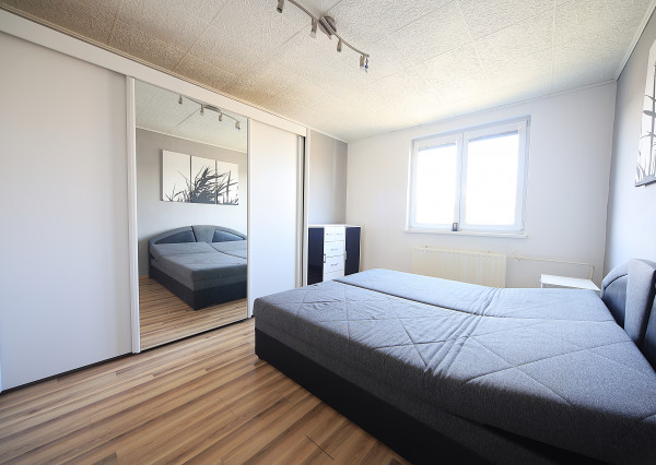 PREDANÝ - Exkluzívna ponuka! Priestranný 3-izbový byt v Trenčíne – Sihoť, ulica Sibírska